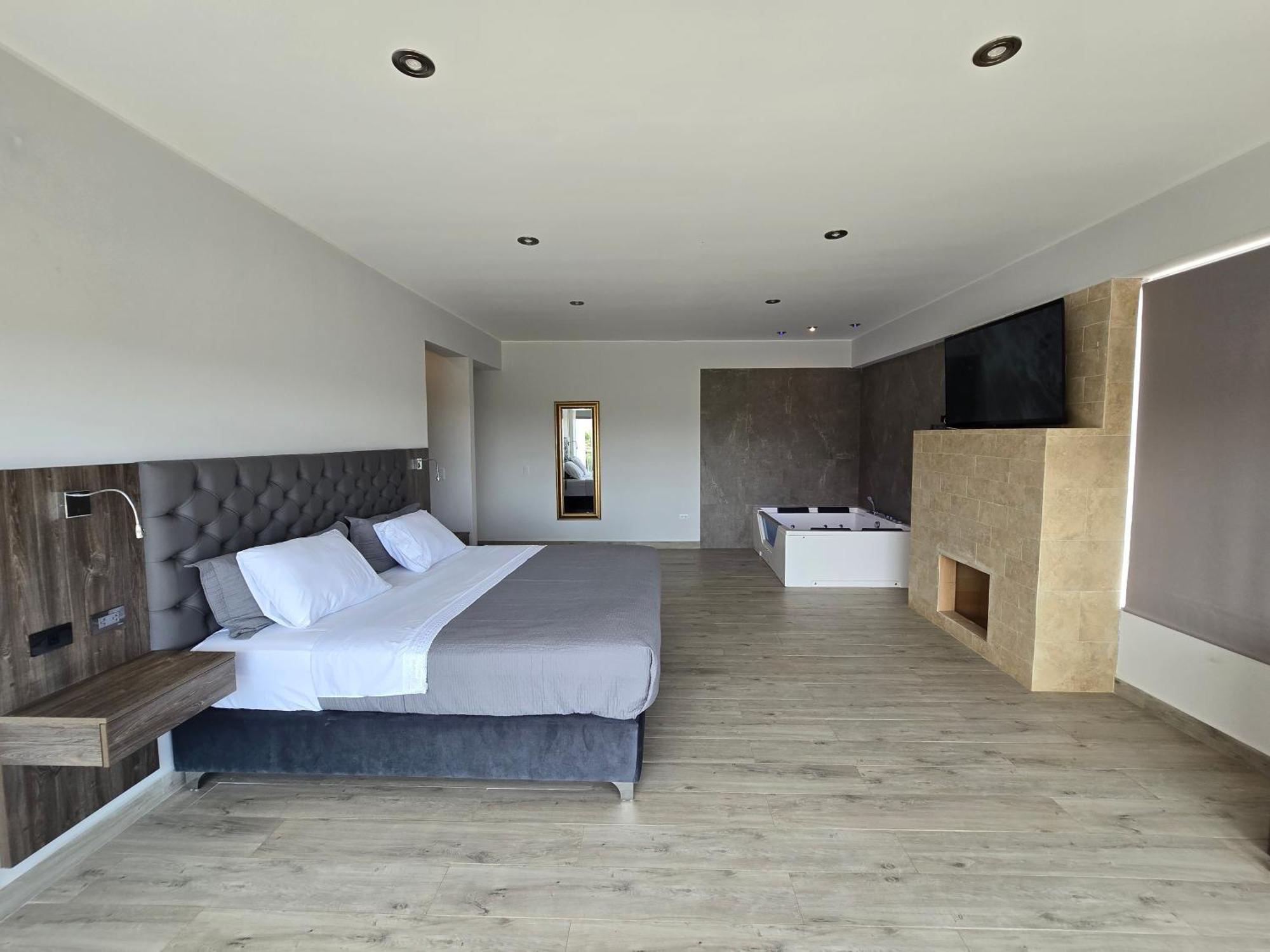 Silver Inn Hotel 세로 아술 외부 사진