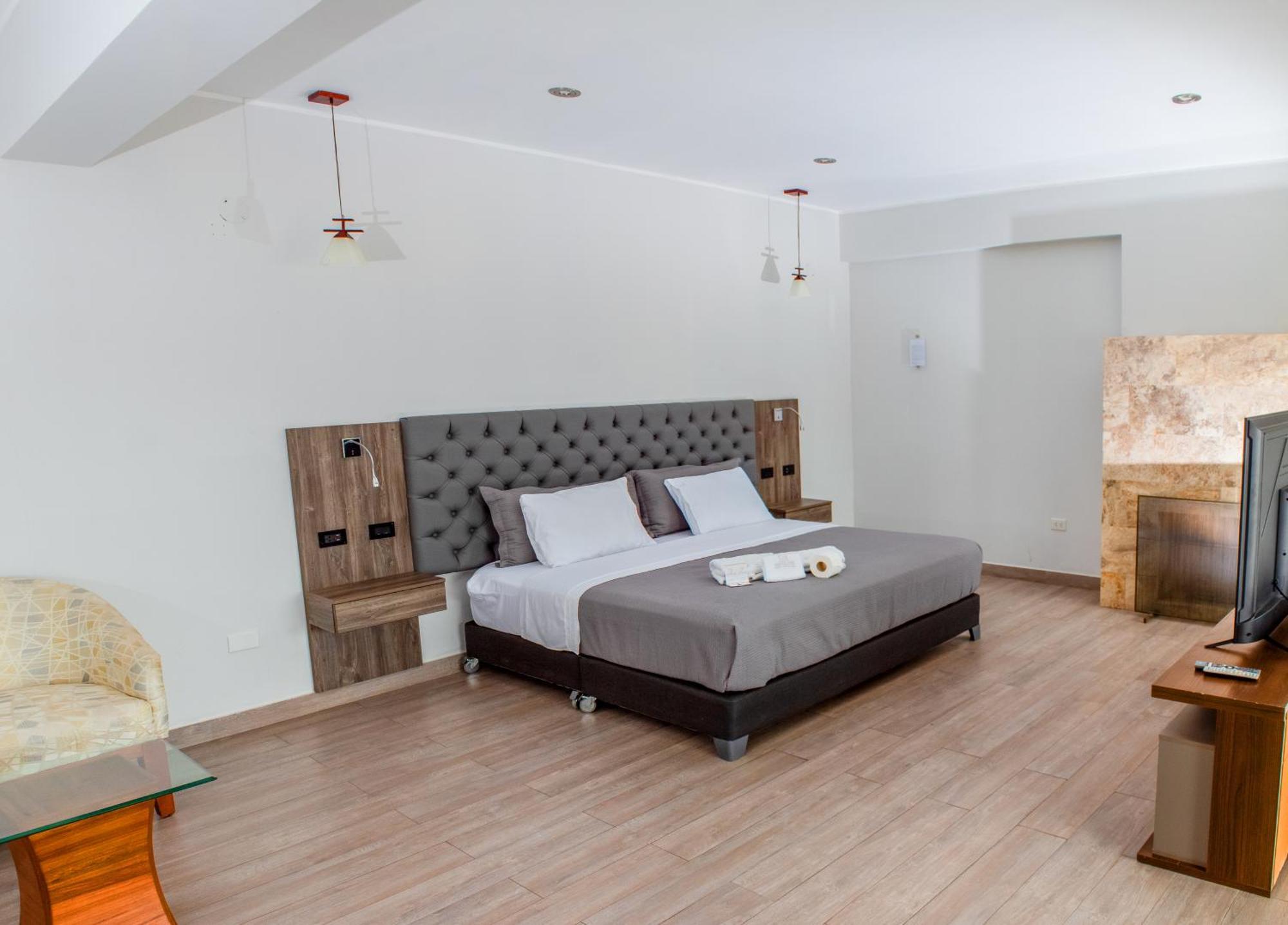 Silver Inn Hotel 세로 아술 외부 사진